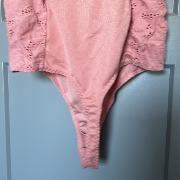 Pink bodysuit! - Picture 5 of 6